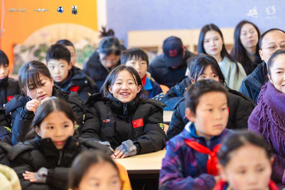 科技课堂进校园丨微光计划贵州站